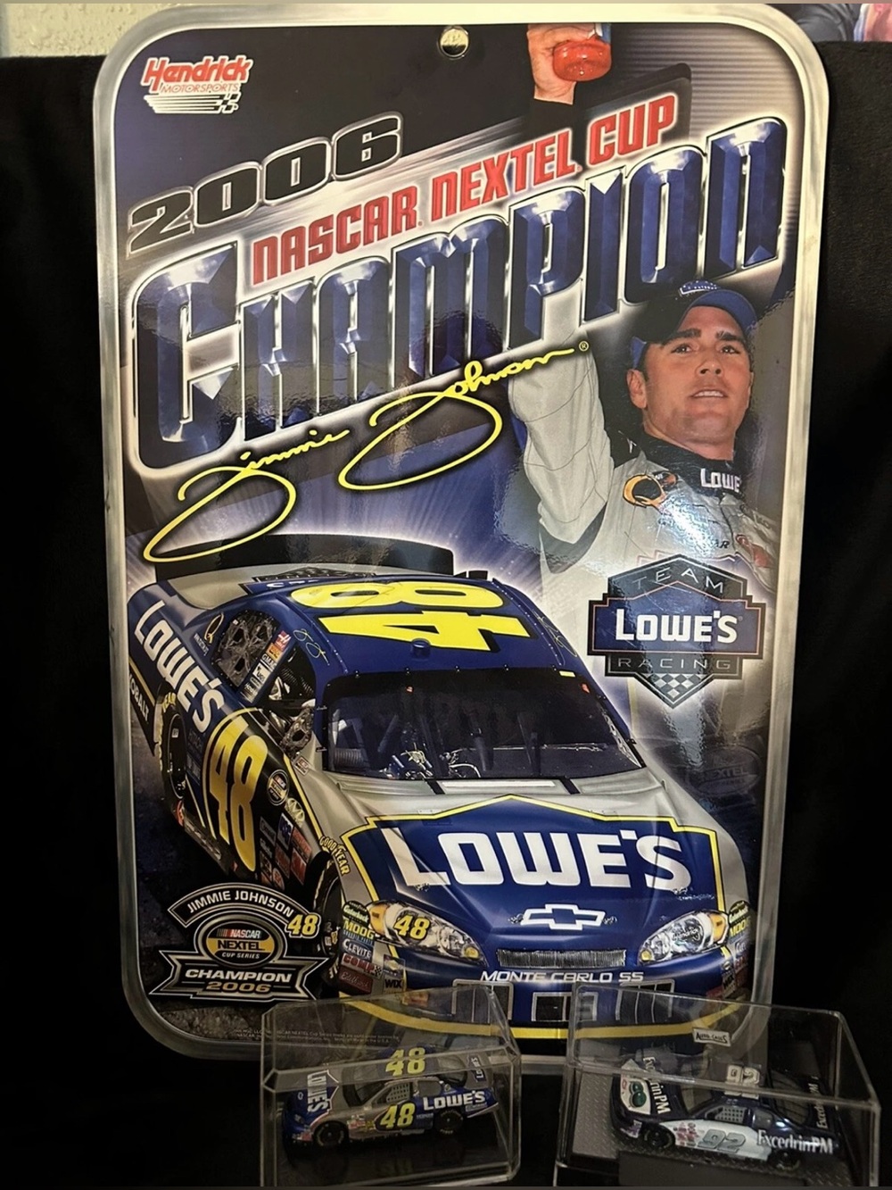 Jimmie Johnson Lot 2 1/64 And Nextel Cup Champion 2006 Sign